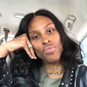 Meet your Posher, Hazel